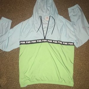 BRAND NEW!!!!💝  VS PINK windbreaker